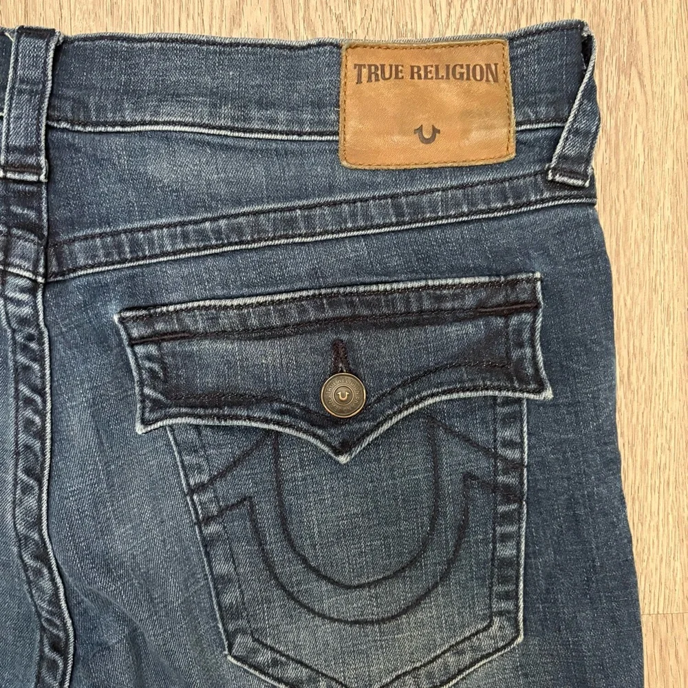 True Religion Jeans GENO Flap Single End Relaxed Slim Size 38